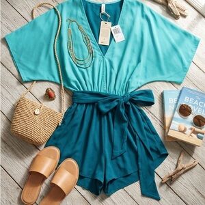 NWT Elan Flowy Colorblock Romper Kimono Sleeves blue/teal size small Resortwear